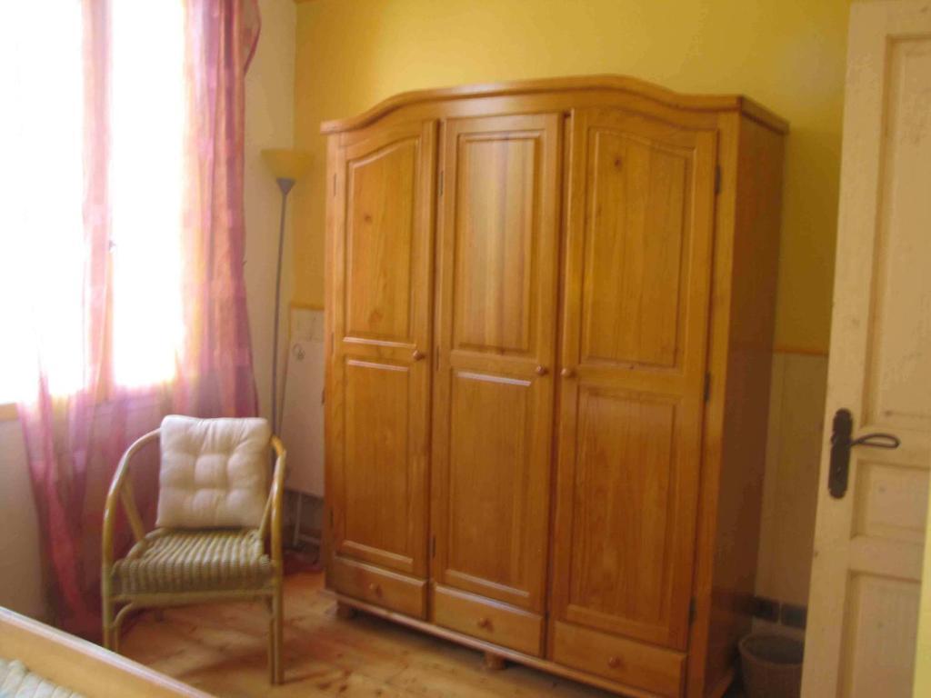 Chambres D'Hotes Les Pensees Douces Auxerre Habitación foto